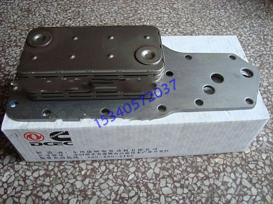 东风康明斯发动机6BT5.9机油冷却器芯A3921558