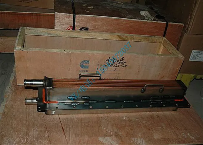 适用于康明斯拖车L10-260中冷器芯