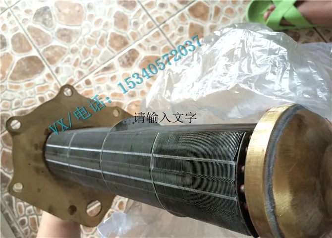 适用于康明斯汽车柴油机3921558东风康明斯6BT机油冷却器芯多少钱？