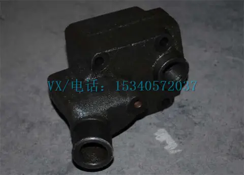 适用于香港康明斯徐工配件3010933节温器壳适配件